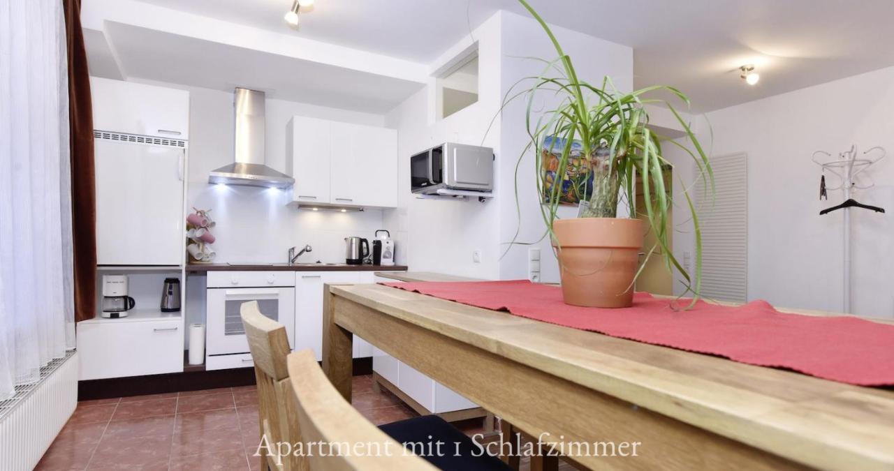 Astoria Apartments Schruns Bagian luar foto