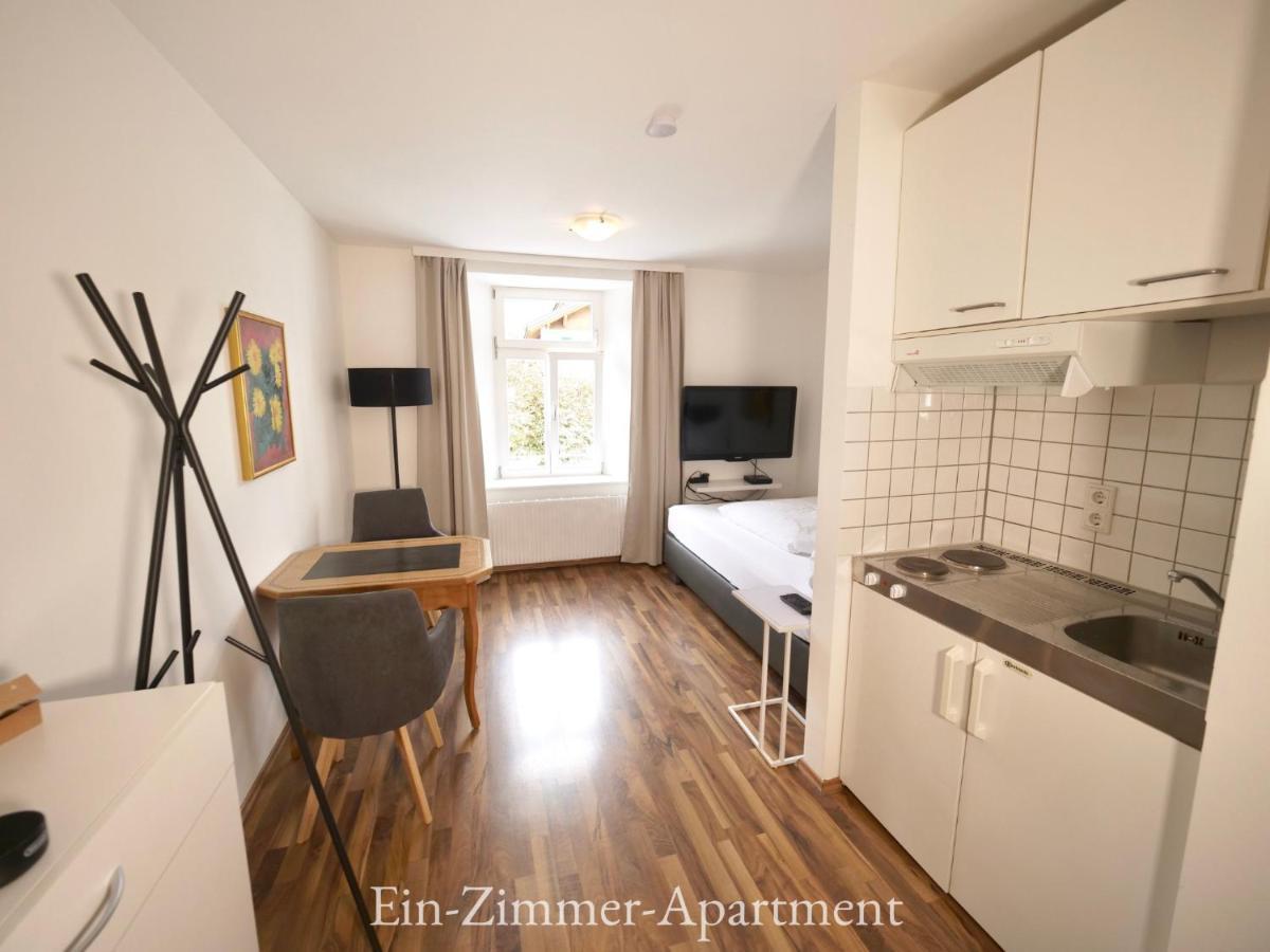 Astoria Apartments Schruns Bagian luar foto
